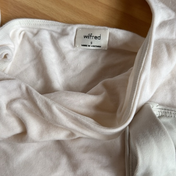 Aritzia cropped tank bundle - Picture 3 of 3